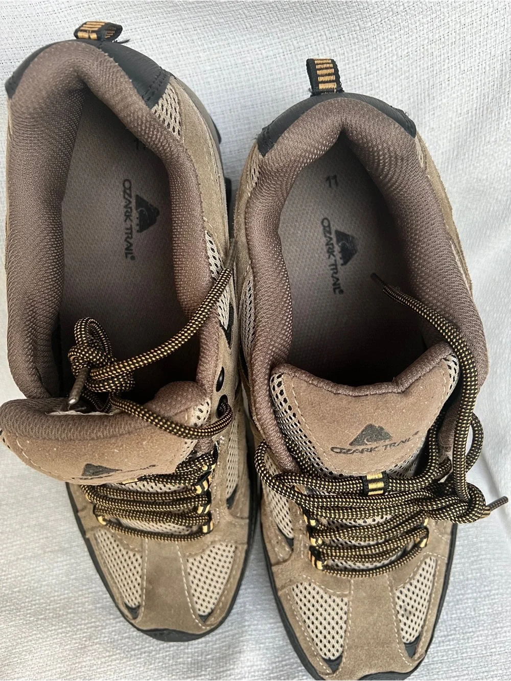 OZARK TRAIL Men's Brown Hiking Shoes